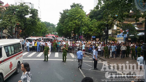 Vụ sập nhà Pháp cổ tại Hà Nội: 2 người tử vong, 6 người bị thương ảnh 29 Vụ sập nhà Pháp cổ tại Hà Nội: 2 người tử vong, 6 người bị thương ảnh 29