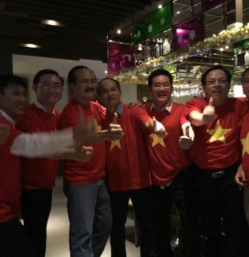 [Cập nhật] Cả nước ăn mừng chức vô địch AFF Cup của ĐT bóng đá Việt Nam ảnh 25