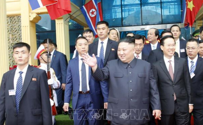 Siêu xe bọc thép chở Chủ tịch Triều Tiên Kim Jong-un rời ga Đồng Đăng về Hà Nội ảnh 4