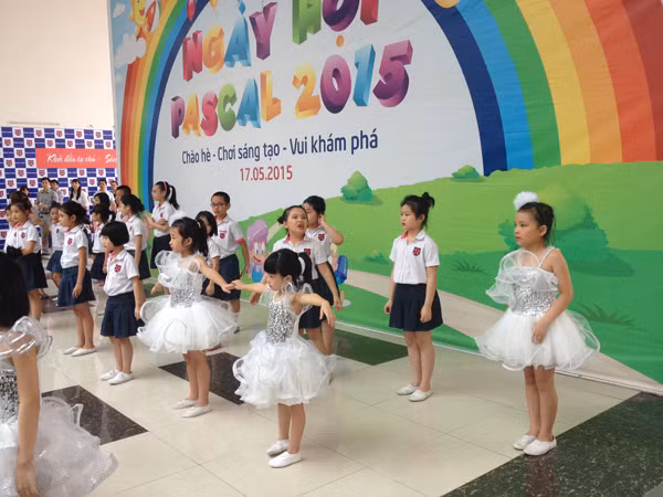 Ấn tượng ngày hội Pascal “Chào hè - chơi sáng tạo, vui khám phá“ ảnh 1