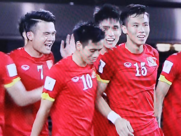 Tuyển Đài Loan 1-2 tuyển Việt Nam: Thắng may mắn! ảnh 1