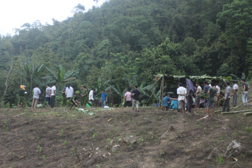 Hình ảnh từ hiện trường vụ sát hại 4 người trong một gia đình ở Yên Bái ảnh 8