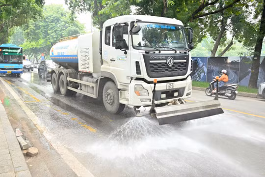 Urenco huy động tổng lực, làm sạch đẹp Thủ đô chào mừng ngày Quốc khánh 2/9