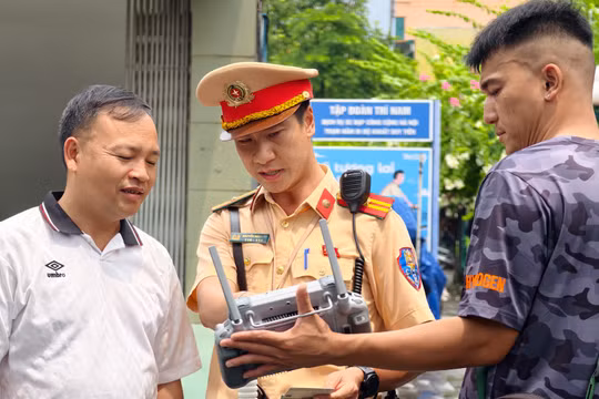 Công an Hà Nội sử dụng UAV "soi" vi phạm, giải quyết ùn tắc Vành đai 3