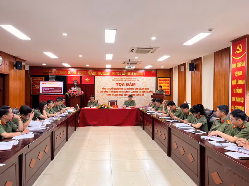 Toàn cảnh buổi tọa đàm