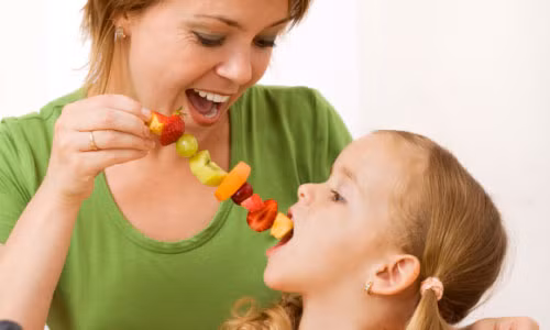 Những quy tắc giữ sức khỏe cơ bản cha mẹ nên dạy trẻ ảnh 1