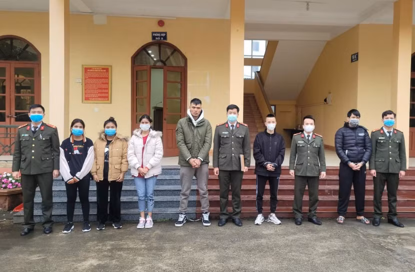 Nhóm đối tượng đưa 3 phụ nữ Campuchia xuất cảnh trái phép Nhóm đối tượng đưa 3 phụ nữ Campuchia xuất cảnh trái phép