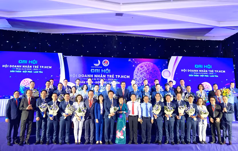 Ban chấp hành Hội Doanh nhân Trẻ TP.HCM nhiệm kỳ 2020-2023