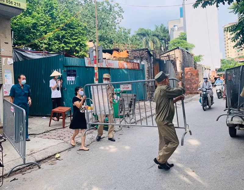 Dỡ phong tỏa hàng rào cách ly y tế tại Tổ dân phố số 11, phường Kim Liên