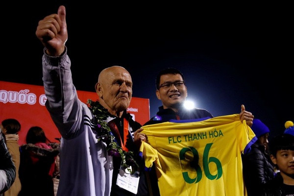 HLV 73 tuổi Petrovic sẽ trở lại để phục vụ tham vọng của CLB Thanh Hoá