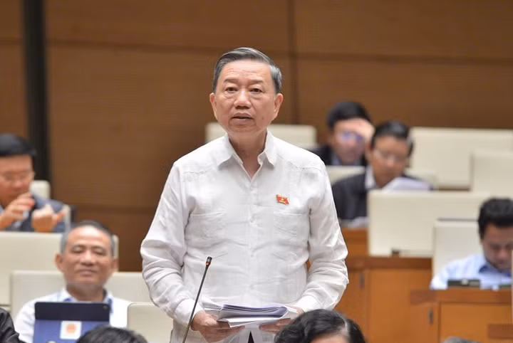 Bộ trưởng Bộ Công an Tô Lâm trả lời chất vấn trước Quốc hội, chiều 9-11 Bộ trưởng Bộ Công an Tô Lâm trả lời chất vấn trước Quốc hội, chiều 9-11
