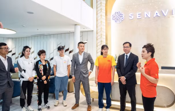 Một số VĐV nổi bật như Ánh Viên, Xuân Vinh, Toàn, Đình Hoàng... trải nghiệm dịch vụ và tham qua mô hình làm việc tại Senavi Một số VĐV nổi bật như Ánh Viên, Xuân Vinh, Toàn, Đình Hoàng... trải nghiệm dịch vụ và tham qua mô hình làm việc tại Senavi