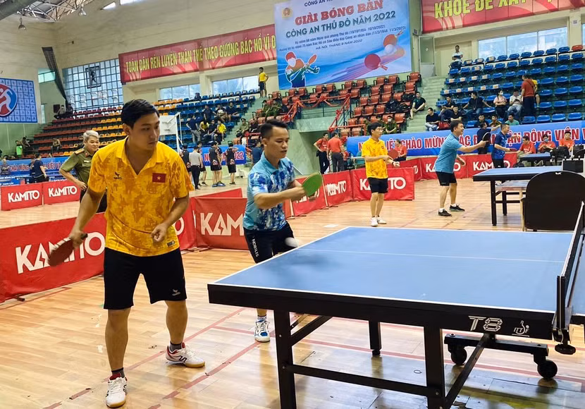 Các VĐV sôi nổi tranh tài trong ngày thi đấu đầu tiên Giải bóng bàn CATP Hà Nội 2022 Các VĐV sôi nổi tranh tài trong ngày thi đấu đầu tiên Giải bóng bàn CATP Hà Nội 2022