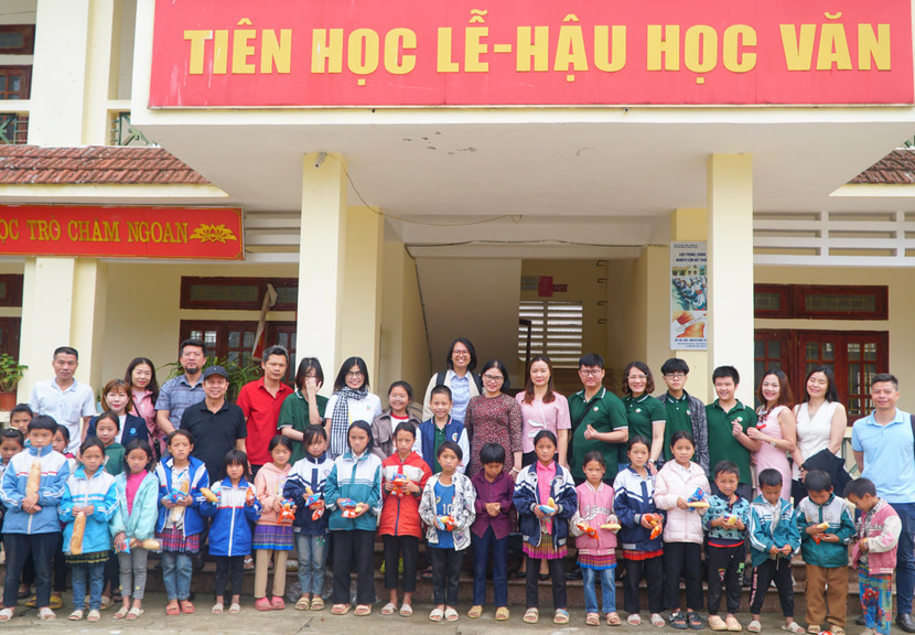 Trường Liên cấp Tiểu học và THCS Ngôi Sao Hà Nội luôn hướng học sinh đến những giá trị xã hội để lan tỏa yêu thương Trường Liên cấp Tiểu học và THCS Ngôi Sao Hà Nội luôn hướng học sinh đến những giá trị xã hội để lan tỏa yêu thương