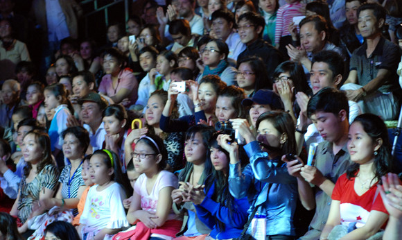 Cố đô Huế ngập tràn sắc màu văn hóa ảnh 13