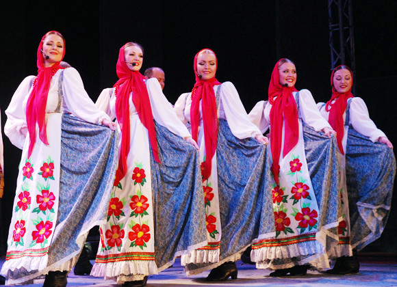 Cố đô Huế ngập tràn sắc màu văn hóa ảnh 9