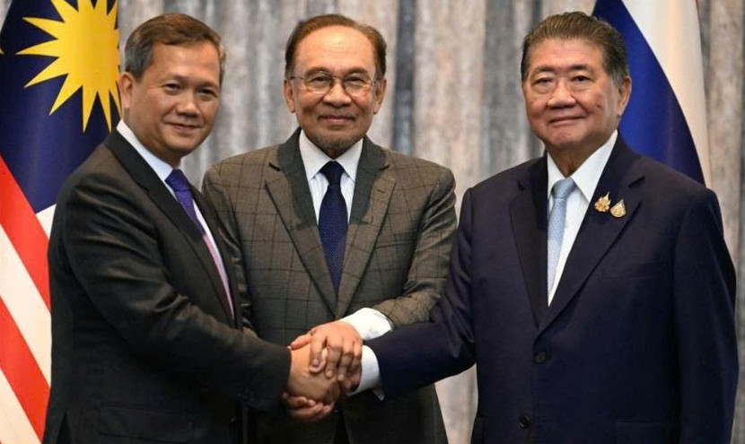 Thủ tướng Campuchia Hun Manet và Quyền Thủ tướng Thái Lan Phumtham Wechayachai tiến hành hội đàm tại Thủ đô hành chính Putrajaya của Malaysia