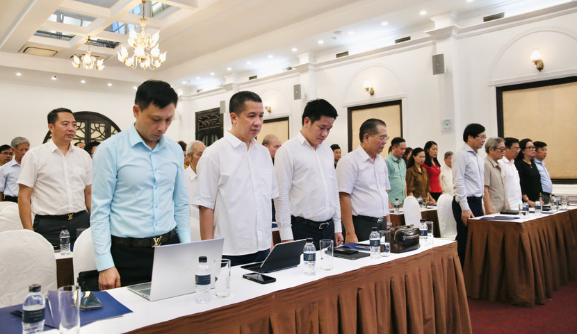 Các đại biểu tưởng nhớ, tri ân công lao của các nhà báo tiền bối Các đại biểu tưởng nhớ, tri ân công lao của các nhà báo tiền bối