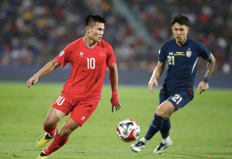 Tuyển Việt Nam gặp Thái Lan tại chung kết ASEAN Cup hồi tháng 1-2025