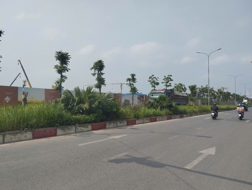 Xe tải luồn lách vào khu nội thị để tránh bị phát hiện