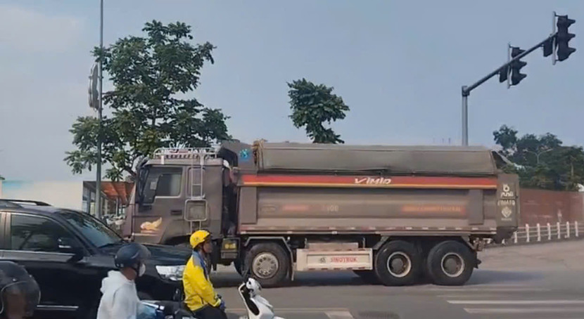 Người dân hãy ghi hình, thông tin cho lực lượng CSGT để kịp thời xử lý các phương tiện vi phạm