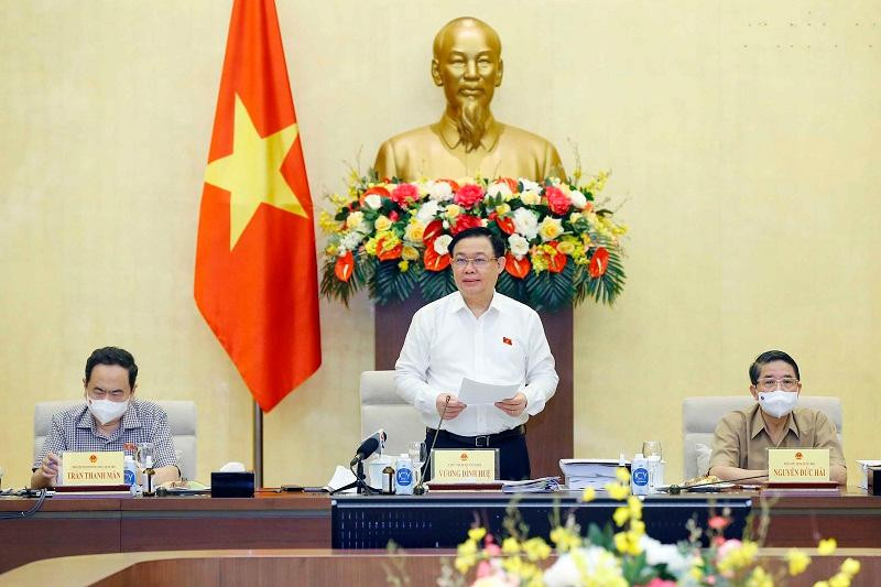 Chủ tịch Quốc hội Vương Đình Huệ phát biểu tại buổi làm việc Chủ tịch Quốc hội Vương Đình Huệ phát biểu tại buổi làm việc