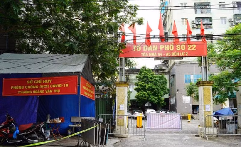 Chung cư A4-A5 Đền Lừ (quận Hoàng Mai) đang bị phong toả