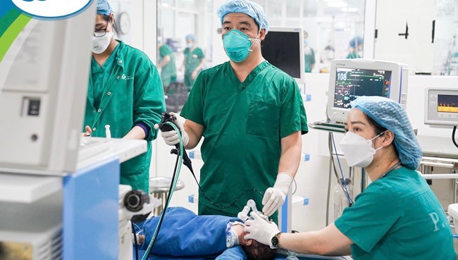 Một trong 3 trẻ hóc dị vật là hạt lạc được cấp cứu điều trị tại Bệnh viện Nhi Trung ương Một trong 3 trẻ hóc dị vật là hạt lạc được cấp cứu điều trị tại Bệnh viện Nhi Trung ương