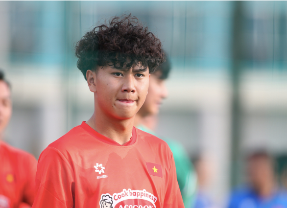 Bùi Alex không có tên trong danh sách 23 cầu thủ Việt Nam dự giải U23 Đông Nam Á 2025