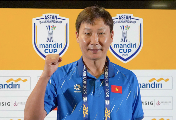 Đặt mục tiêu vô địch, HLV Kim Sang-sik muốn học trò xem mỗi trận đều là chung kết Đặt mục tiêu vô địch, HLV Kim Sang-sik muốn học trò xem mỗi trận đều là chung kết