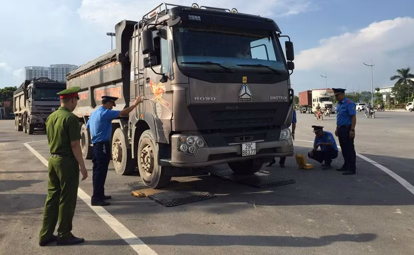 Hà Nội thành lập 2 đoàn liên ngành kiểm tra đột xuất hoạt động kinh doanh vận tải