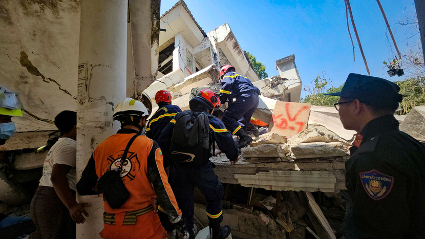 Nghĩa cử cao đẹp của Công an nhân dân Việt Nam ảnh 1 Nghĩa cử cao đẹp của Công an nhân dân Việt Nam ảnh 1