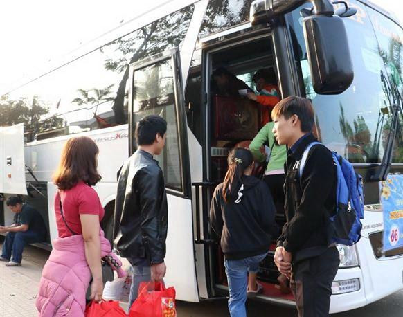 Bộ Y tế yêu cầu tăng cường phòng chống dịch Covid-19 dịp Tết Nguyên đán