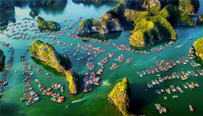 Bức ảnh "Chiều trên vịnh Cát Bà" của tác giả Vũ Mạnh Cường