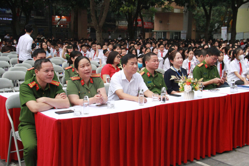 Báo cáo viên phổ biến các điểm mới của Luật Căn cước 2023 Báo cáo viên phổ biến các điểm mới của Luật Căn cước 2023