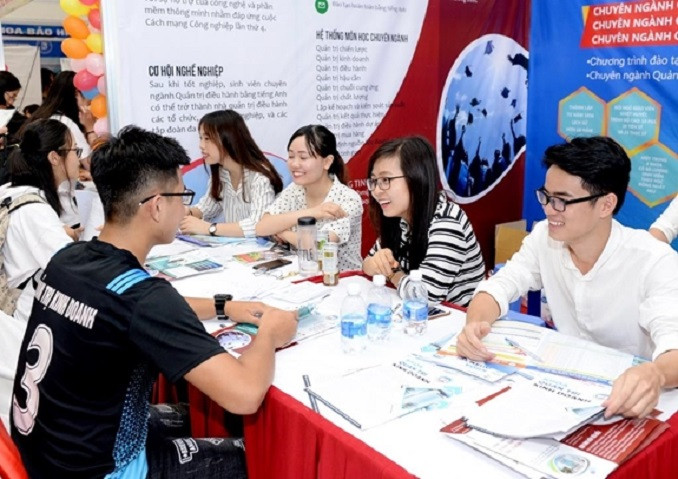 Thu nhập bình quân của người lao động tiếp tục tăng Thu nhập bình quân của người lao động tiếp tục tăng