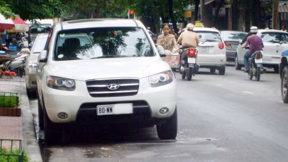 Gần 1.200 xe biển ngoại giao, sử dụng sai mục đích sẽ nằm trong danh sách bị truy thu thuế