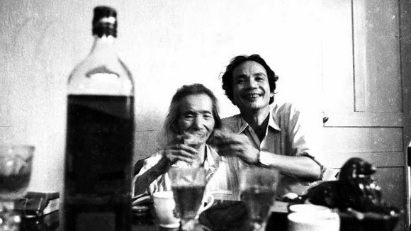 Nhạc sĩ Văn Cao và nhà thơ Nguyễn Trọng Tạo (ảnh: Nguyễn Đình Toán)