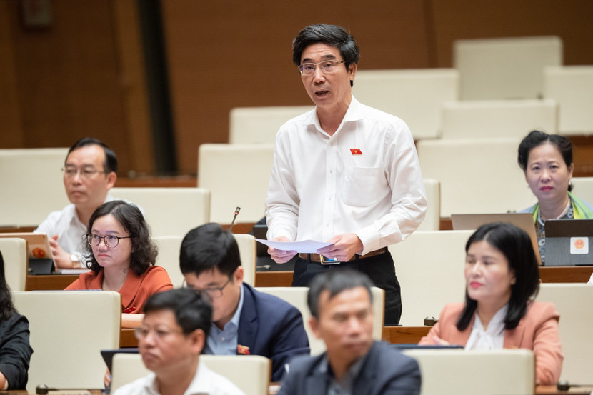 Đại biểu Trần Chí Cường phát biểu