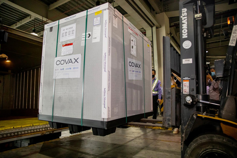 Hà Nội phân bổ gần 18.000 liều vaccine Covid-19 cho các quận, huyện (Ảnh minh họa) Hà Nội phân bổ gần 18.000 liều vaccine Covid-19 cho các quận, huyện (Ảnh minh họa)