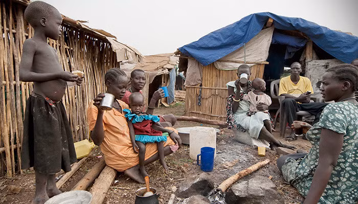 Nợ công gia tăng cản trở mục tiêu xóa đói, giảm nghèo của thế giới