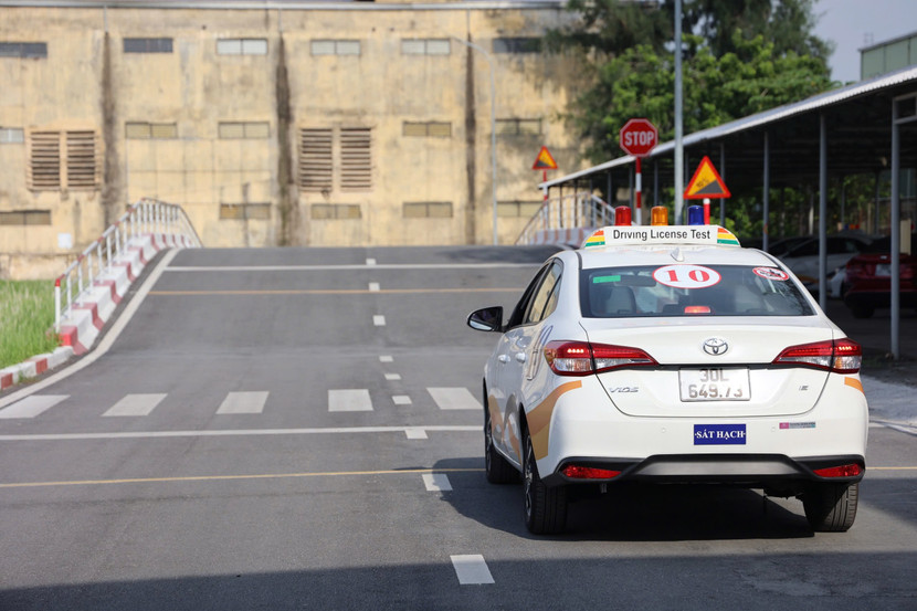 Phòng CSGT vừa triển khai cao điểm sát hạch cấp giấy phép lái xe