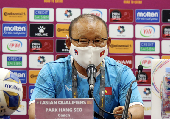 HLV Park Hang-seo nhận sai thay cho học trò ở bàn thua phút 90+5 HLV Park Hang-seo nhận sai thay cho học trò ở bàn thua phút 90+5