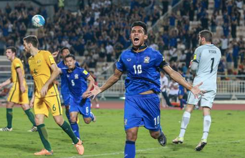 Thái Lan từng hoà "hoà trên thế thắng" 2-2 trước Australia ở vòng loại World Cup 2018 Thái Lan từng hoà "hoà trên thế thắng" 2-2 trước Australia ở vòng loại World Cup 2018