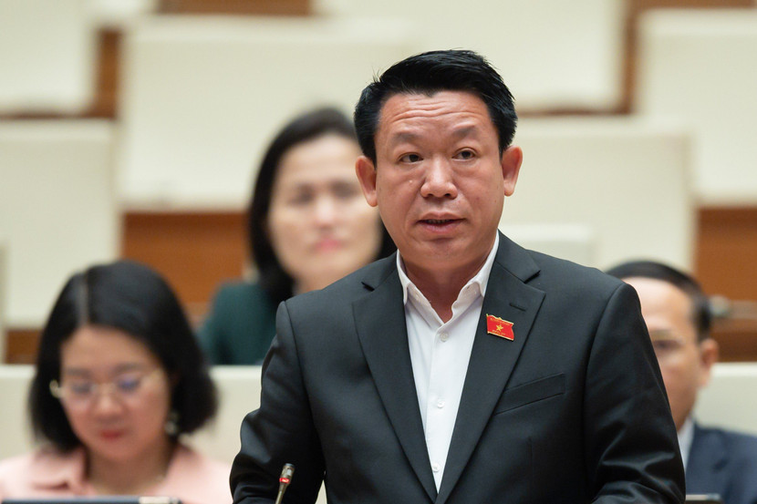 ĐBQH Bùi Mạnh Khoa chất vấn Chánh án TANDTC ĐBQH Bùi Mạnh Khoa chất vấn Chánh án TANDTC