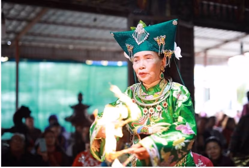 Nghệ nhân nhân dân Trần Thị Duyên