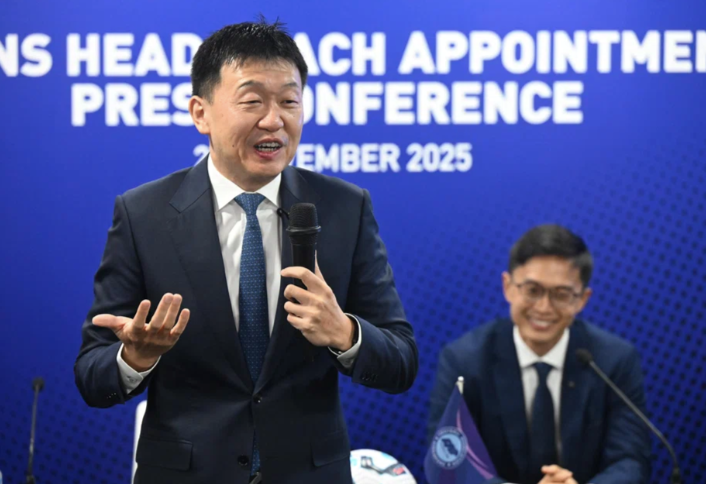 Chủ tịch FAS - Forrest Li bỏ tiền túi thưởng đội tuyển Singapore