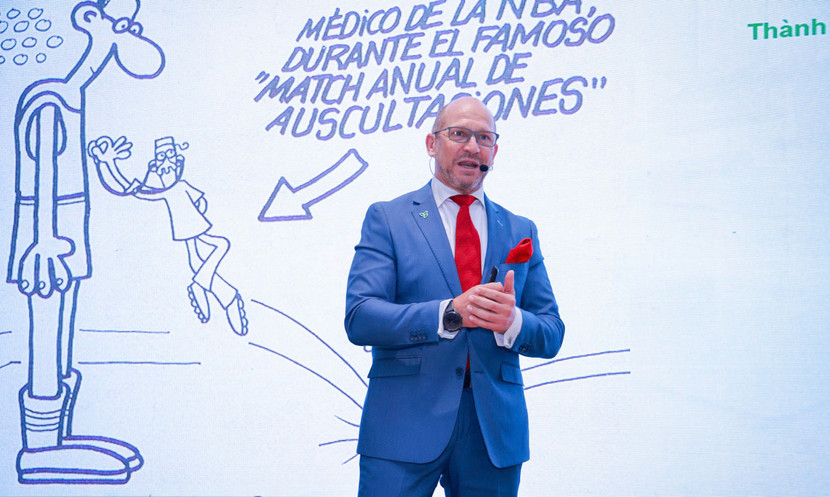 Tiến sĩ Julian Alvarez Garcia chia sẻ nhiều thông tin hữu ích về dinh dưỡng thể thao chuyên nghiệp Tiến sĩ Julian Alvarez Garcia chia sẻ nhiều thông tin hữu ích về dinh dưỡng thể thao chuyên nghiệp