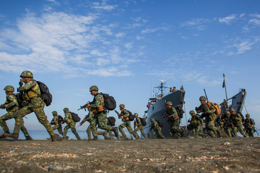 Các binh lính Mỹ và Philippines trong một cuộc tập trận “Balikatan”