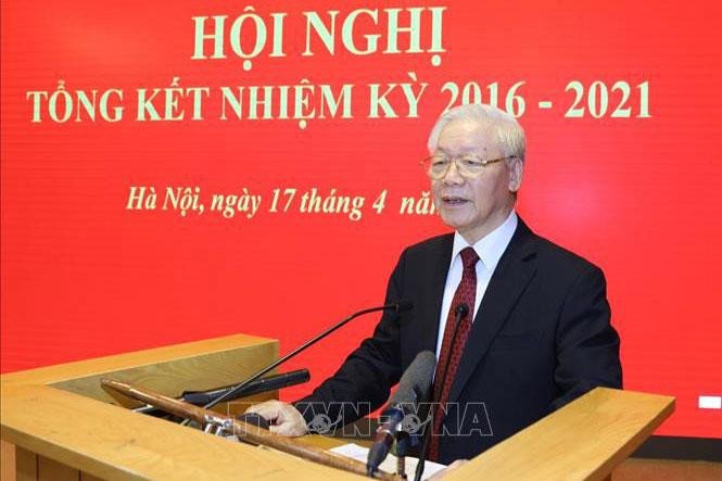 Tổng Bí thư Nguyễn Phú Trọng phát biểu tại hội nghị Tổng Bí thư Nguyễn Phú Trọng phát biểu tại hội nghị